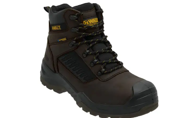 Sepatu safety waterproof, Sumber: dewaltfootwear.com