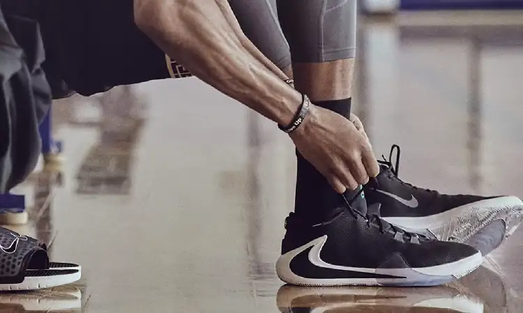 Sesuaikan dengan posisi main, Sumber: nike.com