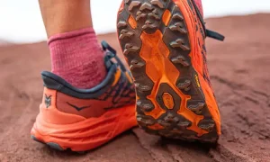 Sepatu trail, Sumber: switchbacktravel.com