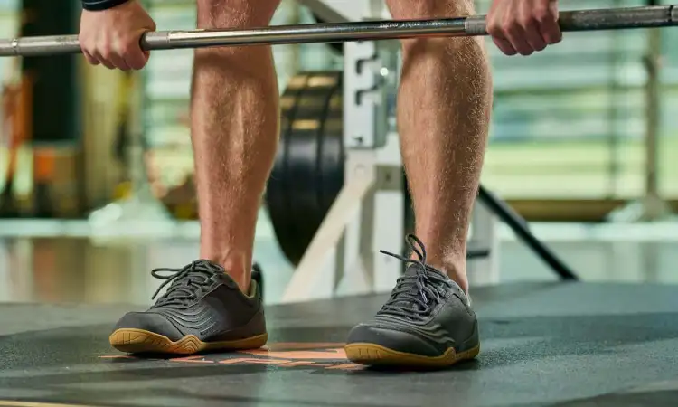Sepatu untuk gym, Sumber: shopify.com