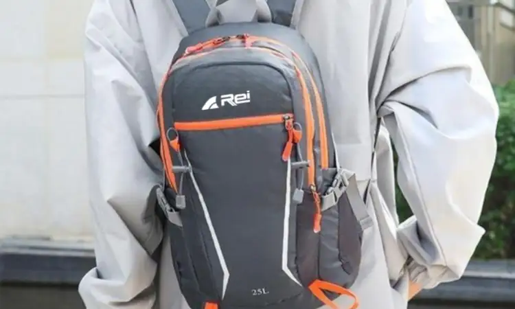 Cara mencuci tas carrier, Sumber: shopee.co.id