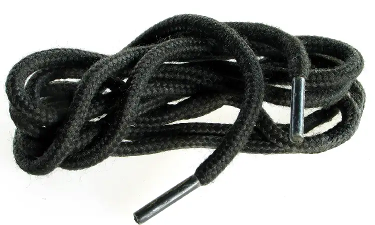 Tali sepatu, Sumber: wikipedia.com