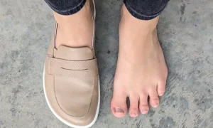 Sepatu kaki lebar, Sumber: anyasreviews.com